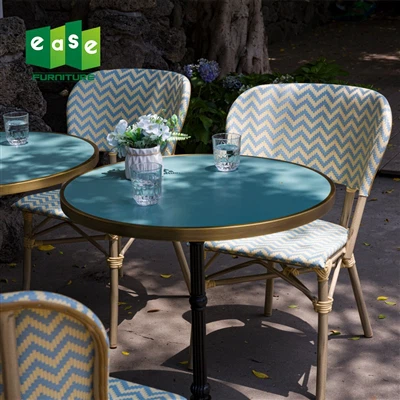 Hur väljer jag de bästa franska bistrostolarna?